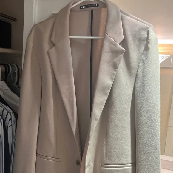 Zara Light Tan Blazer - Picture 2 of 4